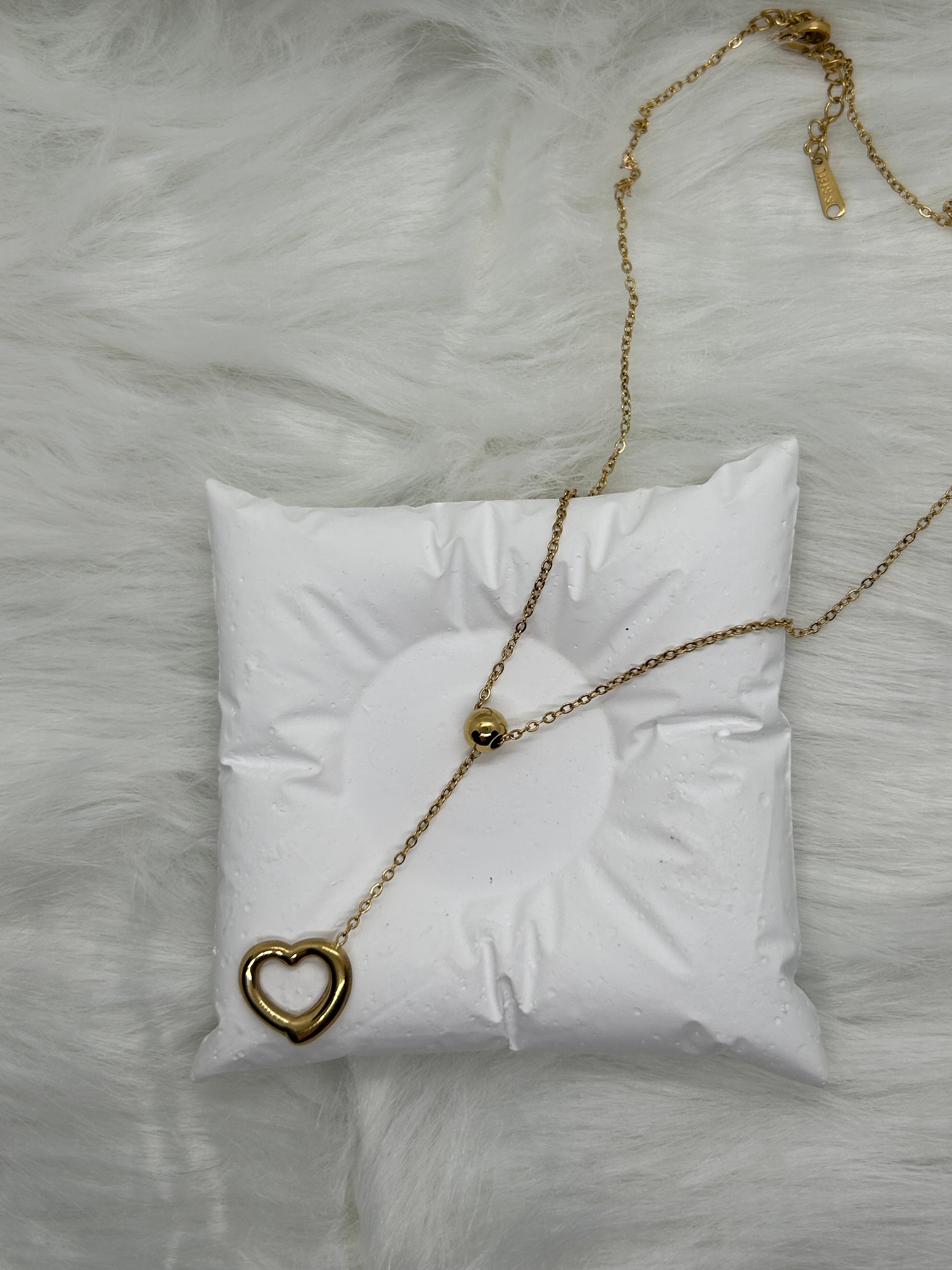 Lace heart Necklace