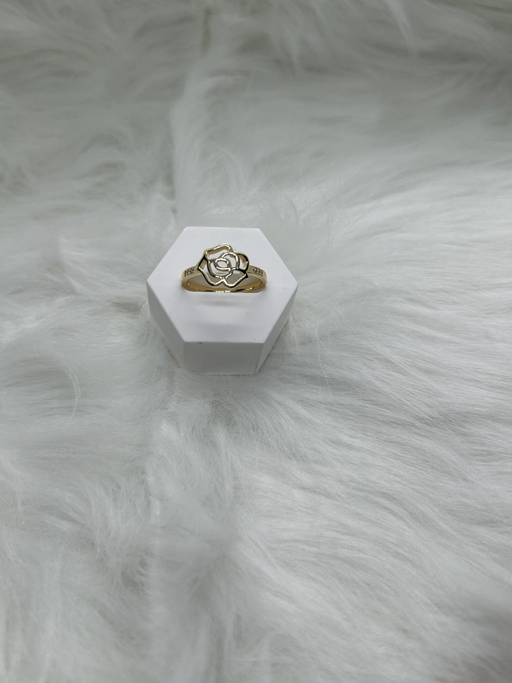 Rose minimalist Ring