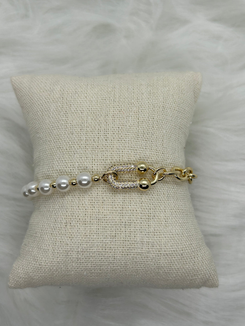 Tiffa & Pearls Bracelet