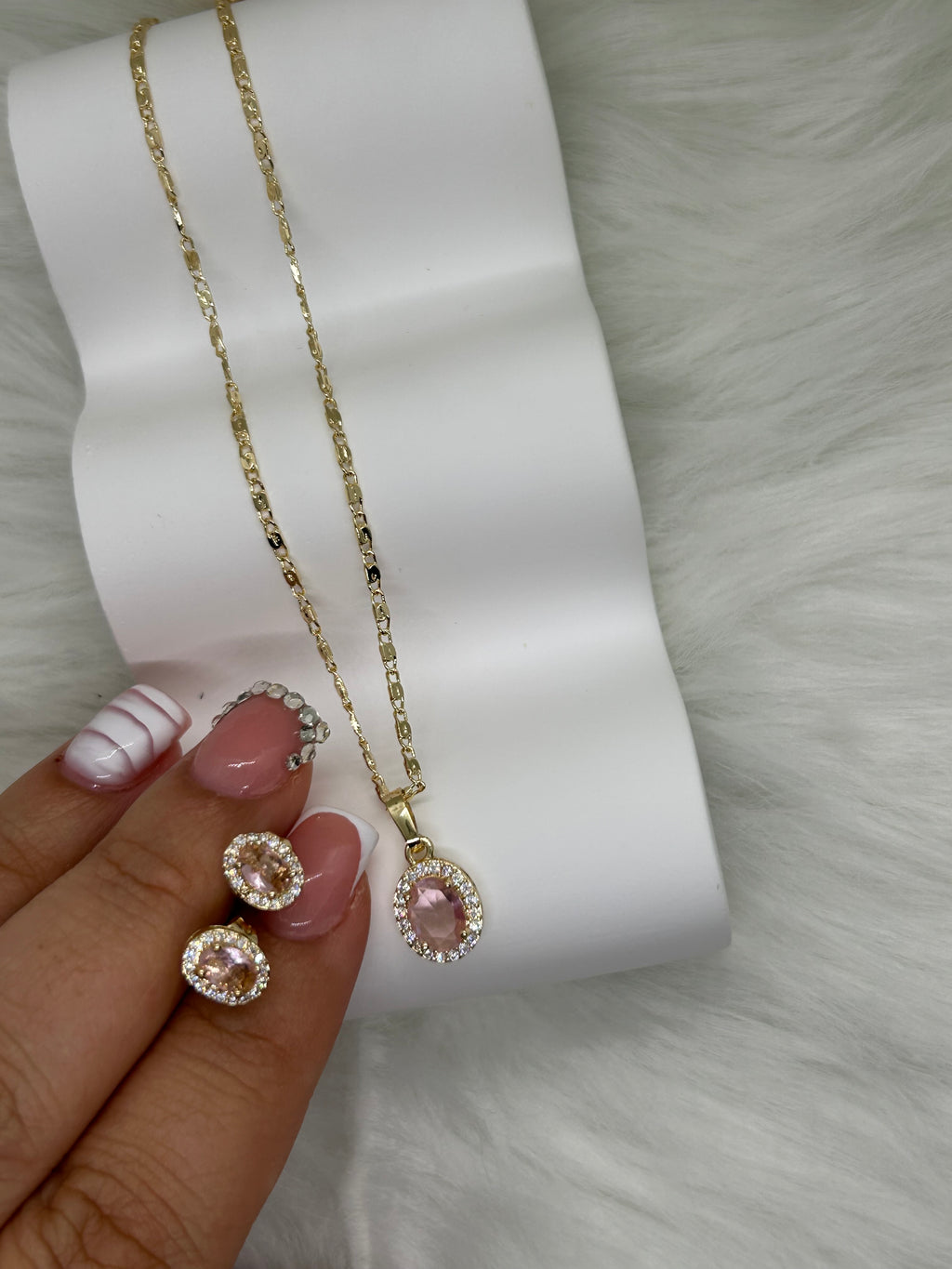 Stone set