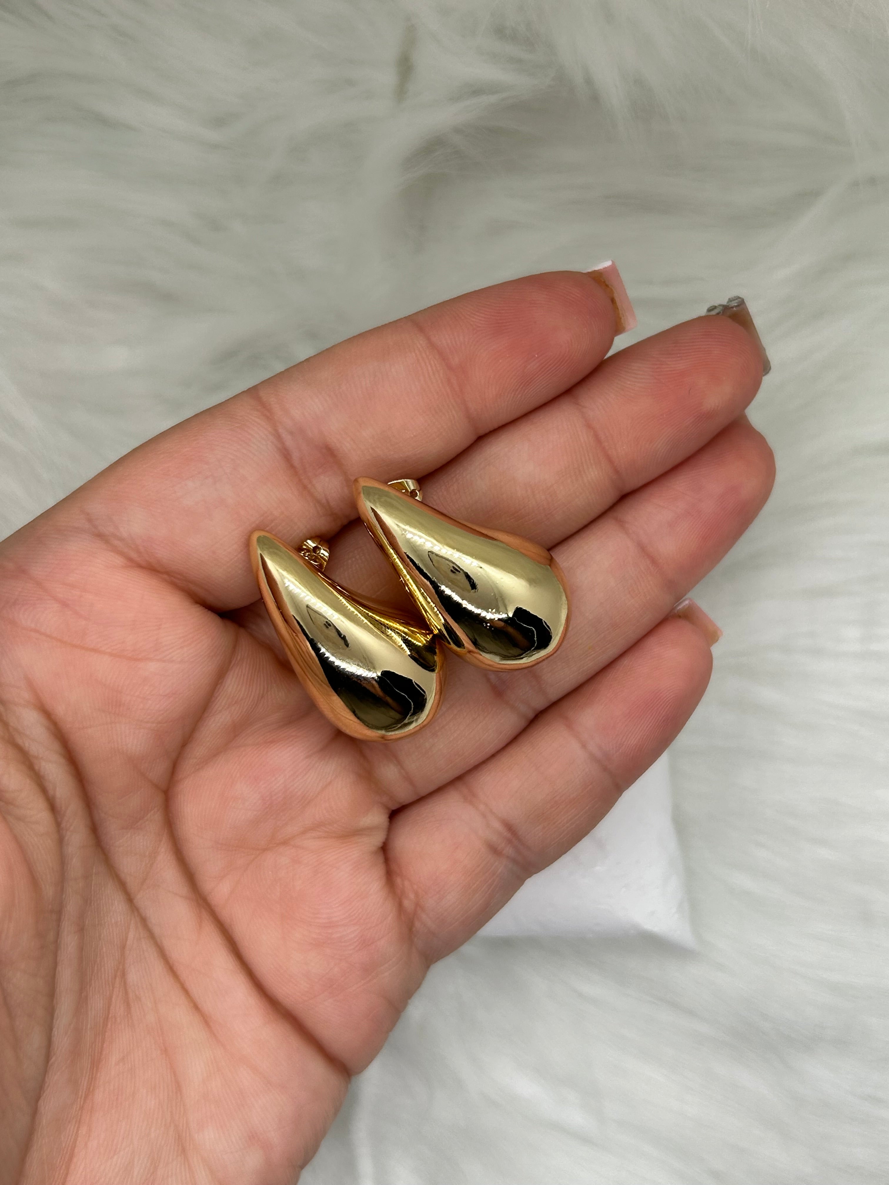 Elysian Drops Earings