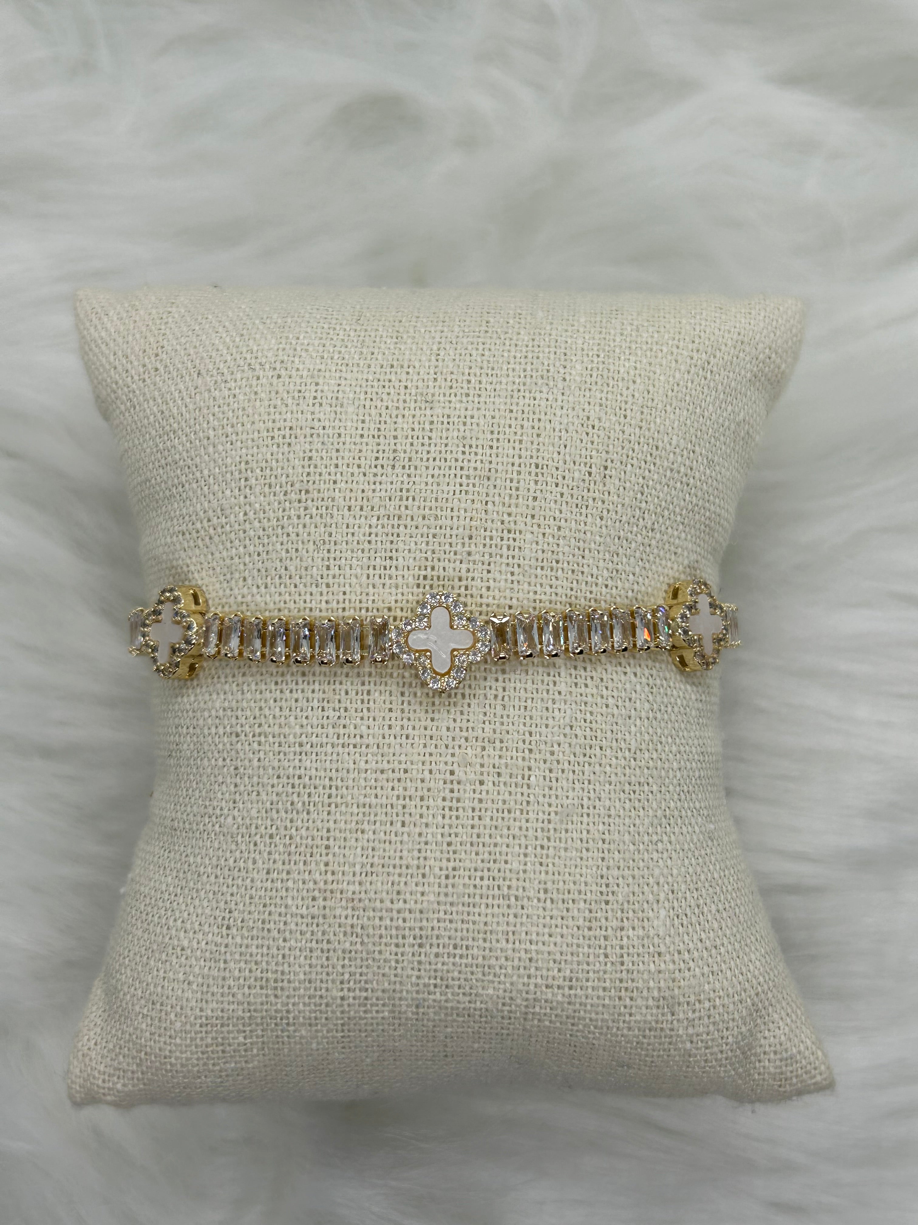 Ice flowers Bracelet