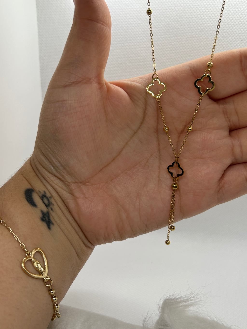 Flower corbatín necklace