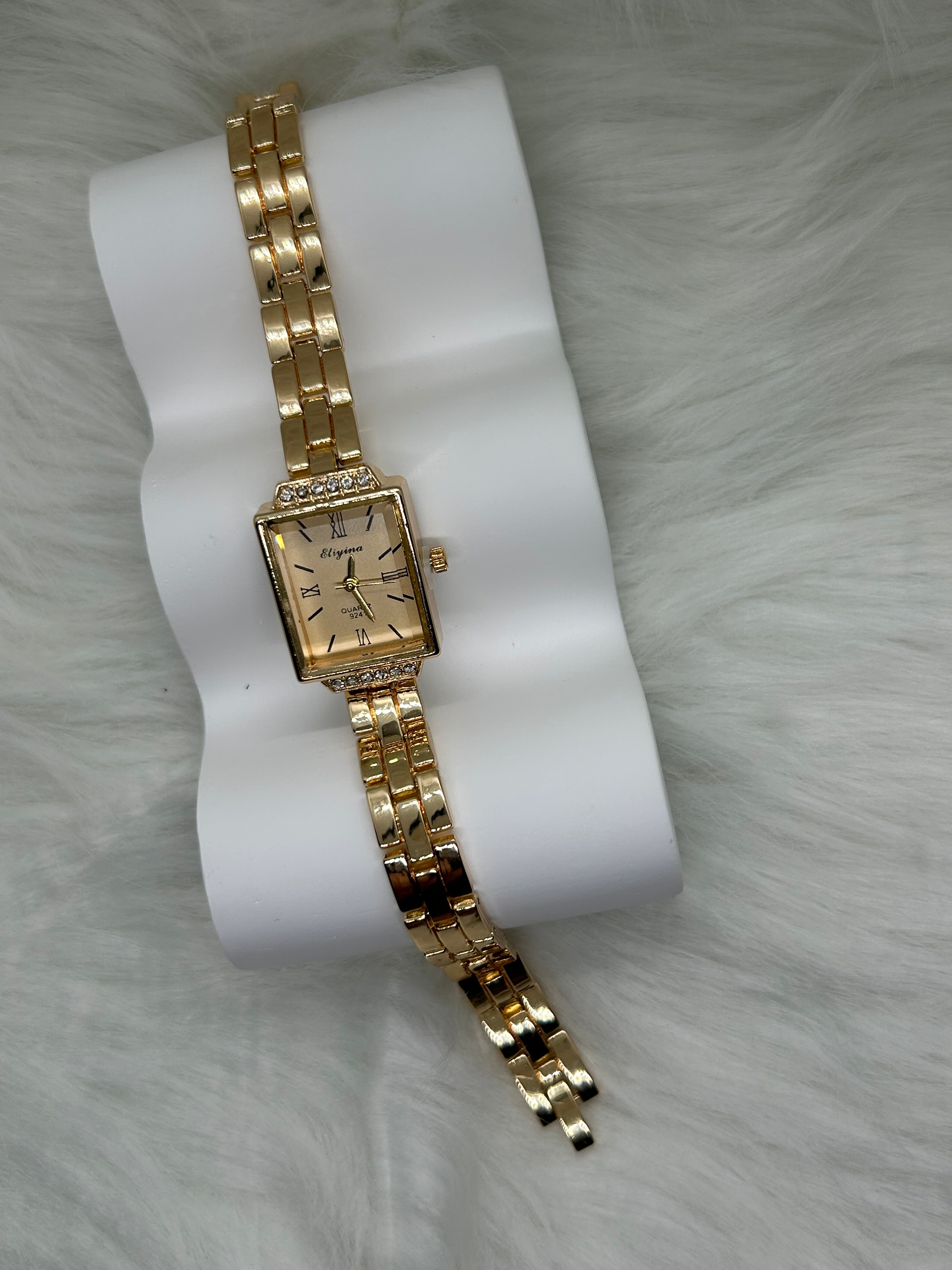 Minimalist watch