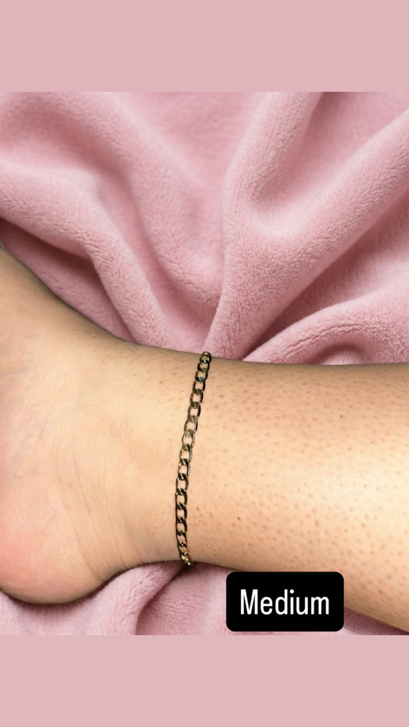Cubana ankle